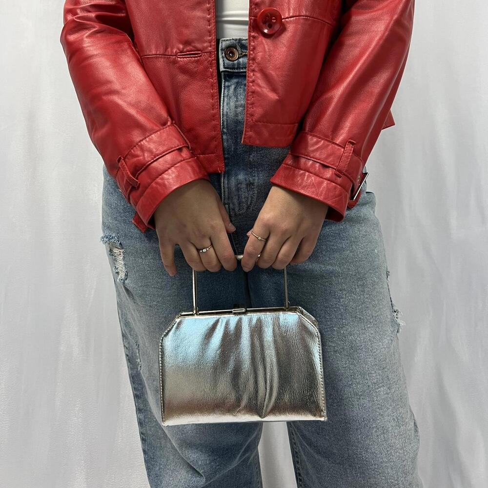 Vintage Silver metallic clutch handbag